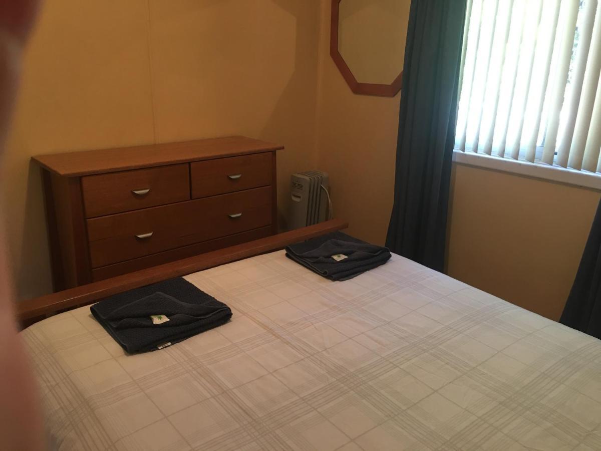 Cottage 53 - Topspot Cottages จูเรียนเบย์ ภายนอก รูปภาพ